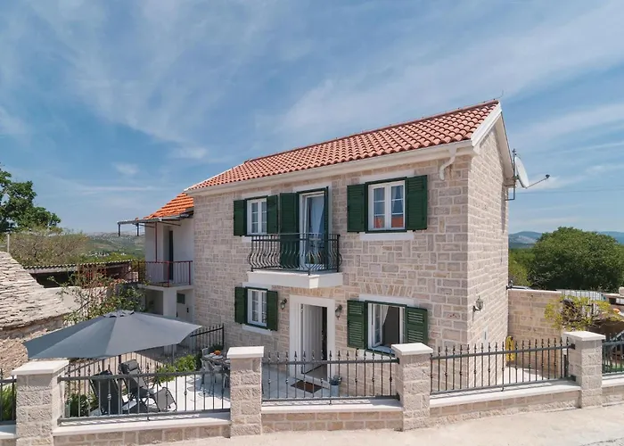 2 Bedroom Nice Home In Primosten